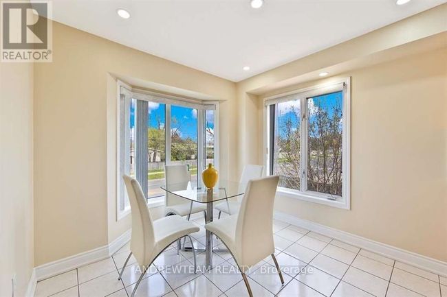 1 - 1075 Ellesmere Rd, Townhouse with 5 bedrooms, 4 bathrooms and 2 parking in Scarborough ON | Image 10