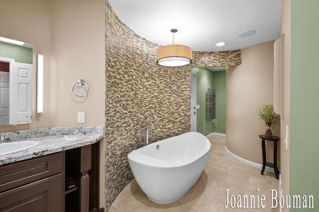 10466 Riverview Dr, House other with 5 bedrooms, 4 bathrooms and null parking in Plainwell MI | Image 27