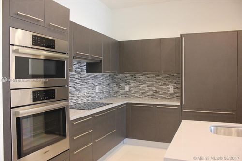 apt-810-7661 Nw 107th Ave, Doral, FL, 33178-4627 | Card Image