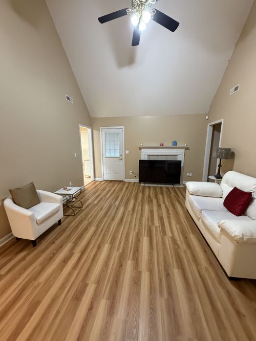 9001 Lomond Dr, Smyrna, TN, 37167-4497 | Card Image