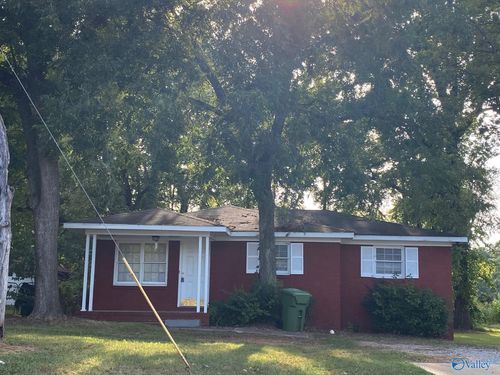 1813 Pulaski Pike Nw, Huntsville, AL, 35816-1631 | Card Image