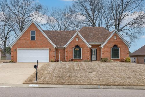 8918 Bell Forrest Dr, Olive Branch, MS, 38654-6234 | Card Image