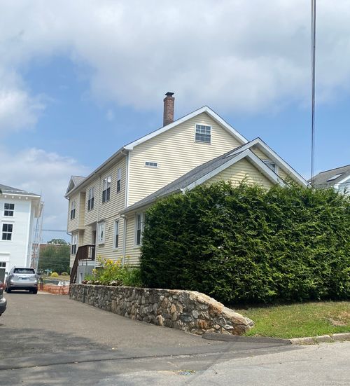 7 Fenwick Pl, Norwalk, CT, 06855-1912 | Card Image