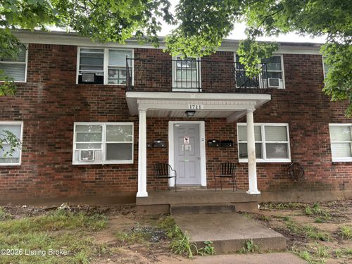 1711 Liberty Bell Way, LOUISVILLE, KY, 40215-1671 | Card Image