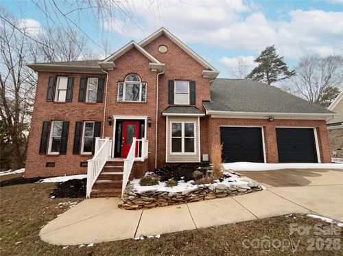 122 W Tattersall Dr, Statesville, NC, 28677-2054 | Card Image