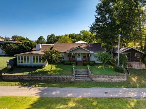 213 S 1st St, Augusta, AR, 72006-2358 | Card Image