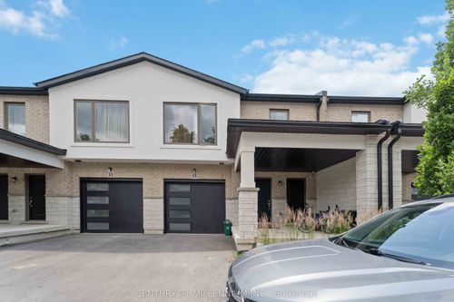 15 Alayche Trail, Welland, ON, L3C0J7 | Card Image