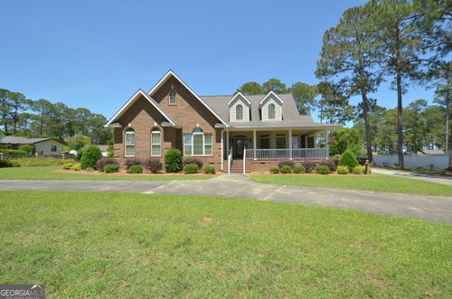 121 Jessup St, Eastman, GA, 31023-6557 | Card Image