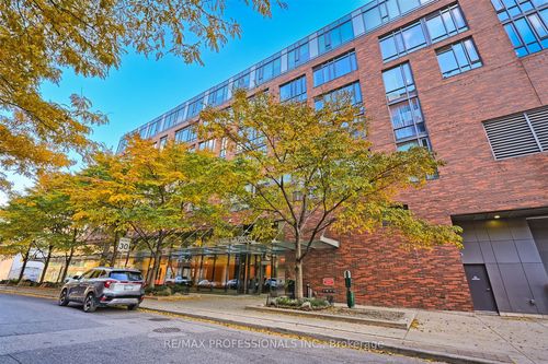 404-3 Market St, Toronto, ON, M5E0A3 | Card Image