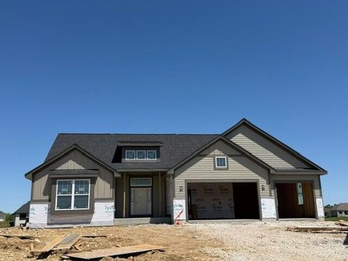 N82 W27710 Sunflower Ct, Hartland, WI, 53029 | Card Image