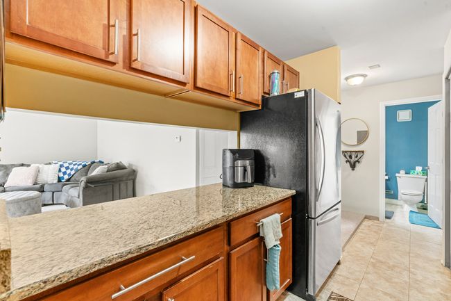 APT-131 - 3275 Kirchoff Rd, Condo with 1 bedrooms, 1 bathrooms and 2 parking in Rolling Meadows IL | Image 5