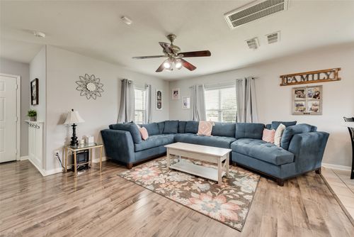149 Cattlemans Creek Rd, Newark, TX, 76071-4328 | Card Image