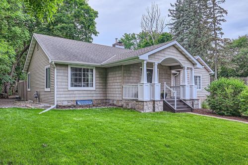 5112 Willow Ln, Minnetonka, MN, 55345-4039 | Card Image