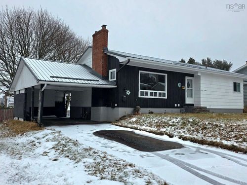 3 Patterson Ave, Truro, NS, B2N1S6 | Card Image