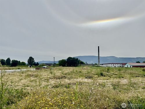 305 W 2nd St, Everson, WA, 98247 | Card Image