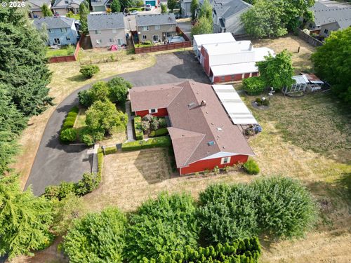 4911 Ne 27th Ct, Vancouver, WA, 98663-1977 | Card Image