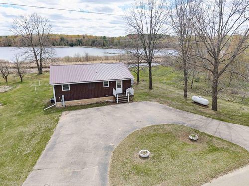 321 Lake Drive, GRESHAM, WI, 54128 | Card Image