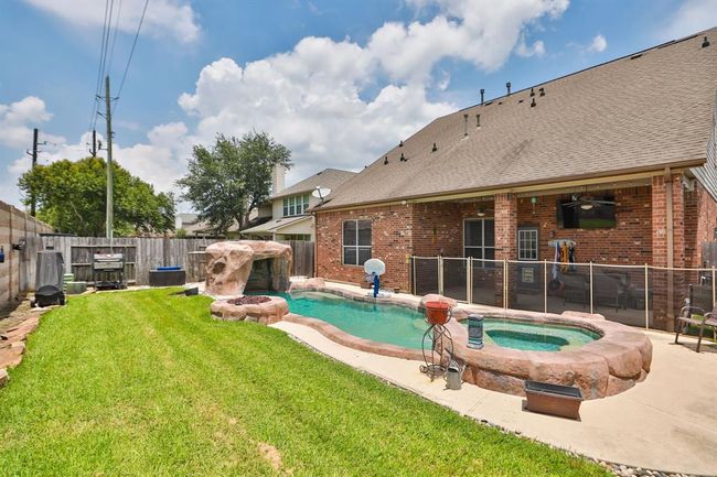 28627 Lockeridge View Dr, House other with 5 bedrooms, 3 bathrooms and 2 parking in Spring TX | Image 33