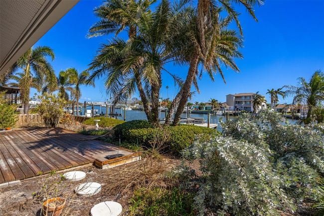 513 S Bayshore Dr, House other with 2 bedrooms, 2 bathrooms and null parking in MADEIRA BEACH FL | Image 5