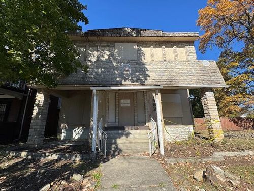 1562 Richmond Ave, Columbus, OH, 43203-1726 | Card Image