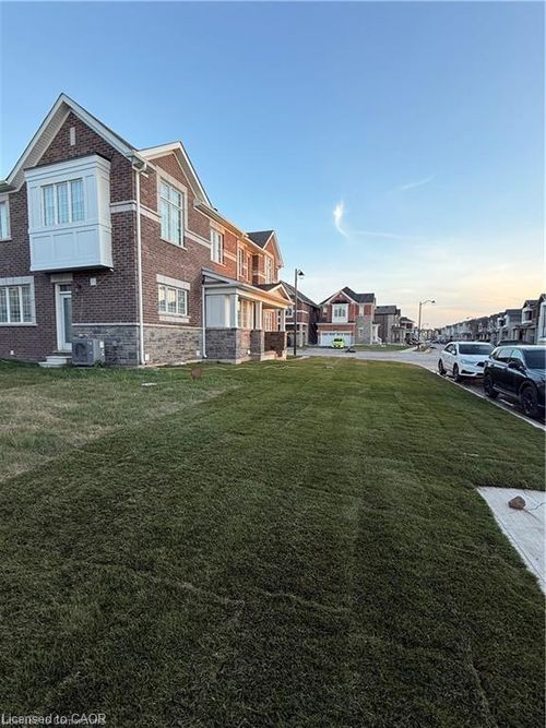 1217 Ferguson Dr, Milton, ON, L9T7V8 | Card Image
