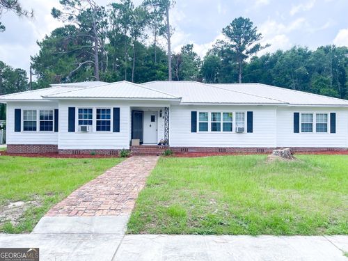 911 S Dogwood Dr, Nashville, GA, 31639-2030 | Card Image