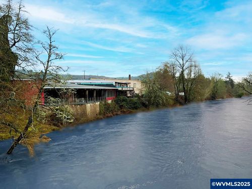 124 E Main St, Sheridan, OR, 97378-1827 | Card Image