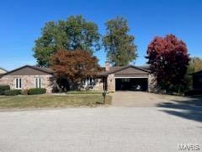 61 Pioneer Trail, House other with 4 bedrooms, 3 bathrooms and null parking in Hannibal MO | Image 1