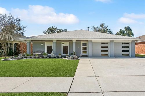 13 Echezeaux Dr, Kenner, LA, 70065-1115 | Card Image
