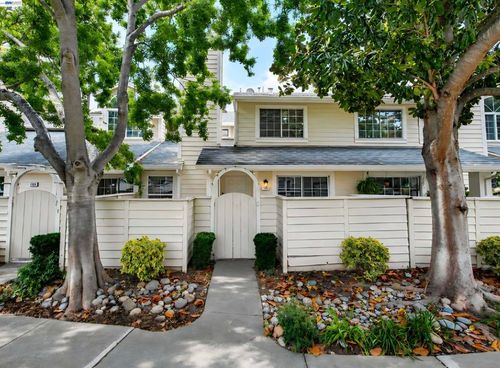 7361 Stonedale Dr, Pleasanton, CA, 94588-3734 | Card Image