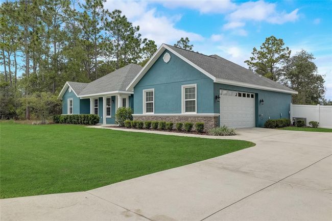 8845 Se 161st Place, House other with 3 bedrooms, 2 bathrooms and null parking in Summerfield FL | Image 5
