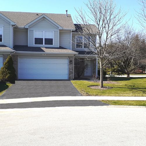 156-156 Castlewood Ct, Roselle, IL, 60172-4027 | Card Image