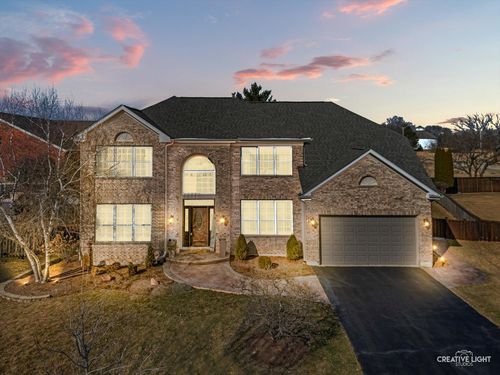 2148 Mark Cir, Bolingbrook, IL, 60490-4915 | Card Image