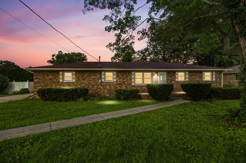 215 Patrick St, Estill Springs, TN, 37330-3057 | Card Image