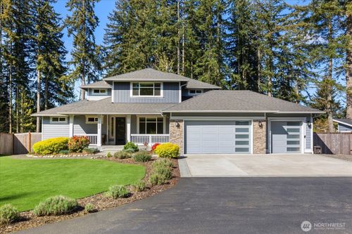 18602 55th St Se, Snohomish, WA, 98290-5736 | Card Image
