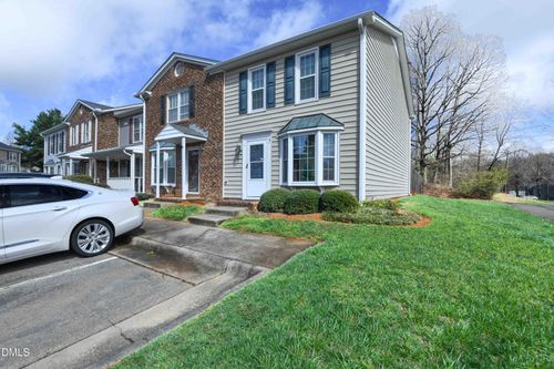 e-915 Shelby Dr, Greensboro, NC, 27409-3350 | Card Image