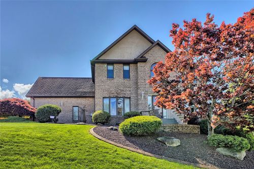 131 Mount Vernon Dr, Elizabeth Twp, PA, 15135-3015 | Card Image