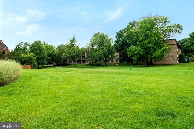 APT-101 - 2817 Jermantown Rd, Condo with 2 bedrooms, 2 bathrooms and null parking in OAKTON VA | Image 35