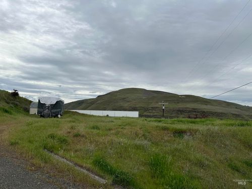 318 Kings Ln, Asotin, WA, 99402-9619 | Card Image