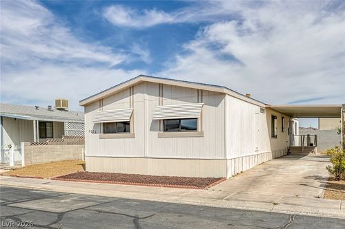 3076 Gavilan Ln, Las Vegas, NV, 89122-3371 | Card Image