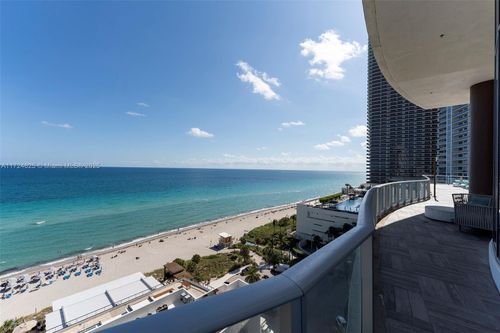 3511-4111 S Ocean Dr, Hollywood, FL, 33019-3055 | Card Image