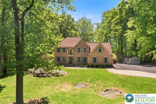 5925 Robin Ln, Coopersburg, PA, 18036-9579 | Card Image