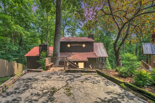 110 Village Way, Lancaster, TN, 38569-5260 | Card Image