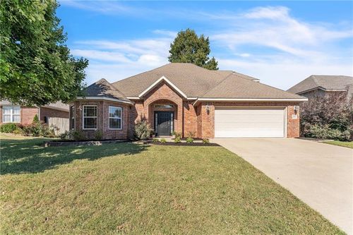 5703 W Casey Dr, Rogers, AR, 72758-8150 | Card Image