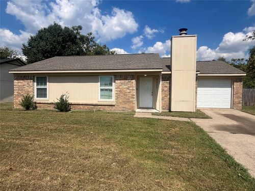9233 Prairie Oak Dr, Dallas, TX, 75217-7241 | Card Image