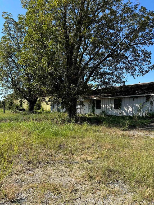 201 W First Street, Home with 0 bedrooms, 0 bathrooms and 20 parking in West Helena AR | Image 12