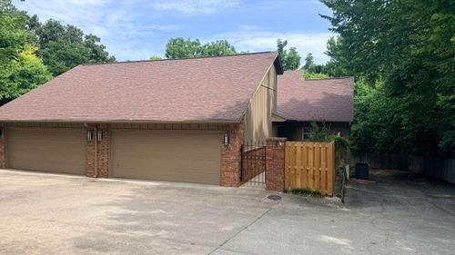 80 E Sycamore St, Fayetteville, AR, 72703-2517 | Card Image