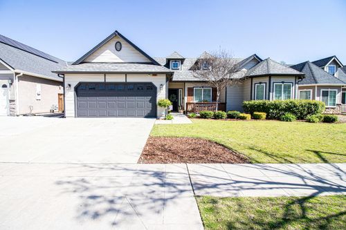 3156 N Arroyo Ave, Fresno, CA, 93727-9113 | Card Image