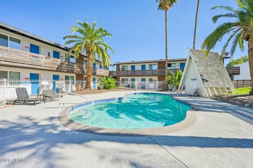 19-2929 N 38th St, Phoenix, AZ, 85018-7006 | Card Image