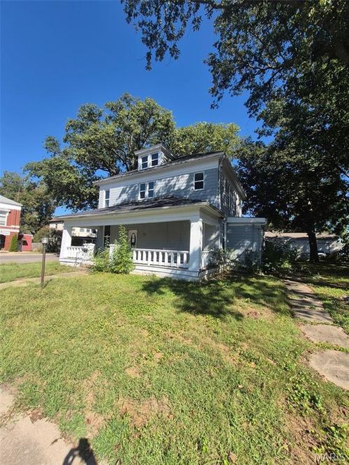 304 S Washington St, Trenton, IL, 62293-1363 | Card Image